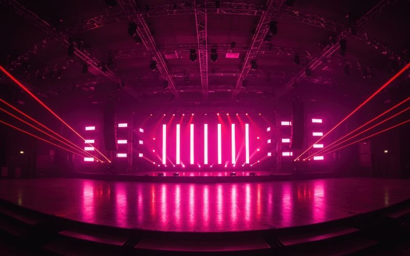 LED 4